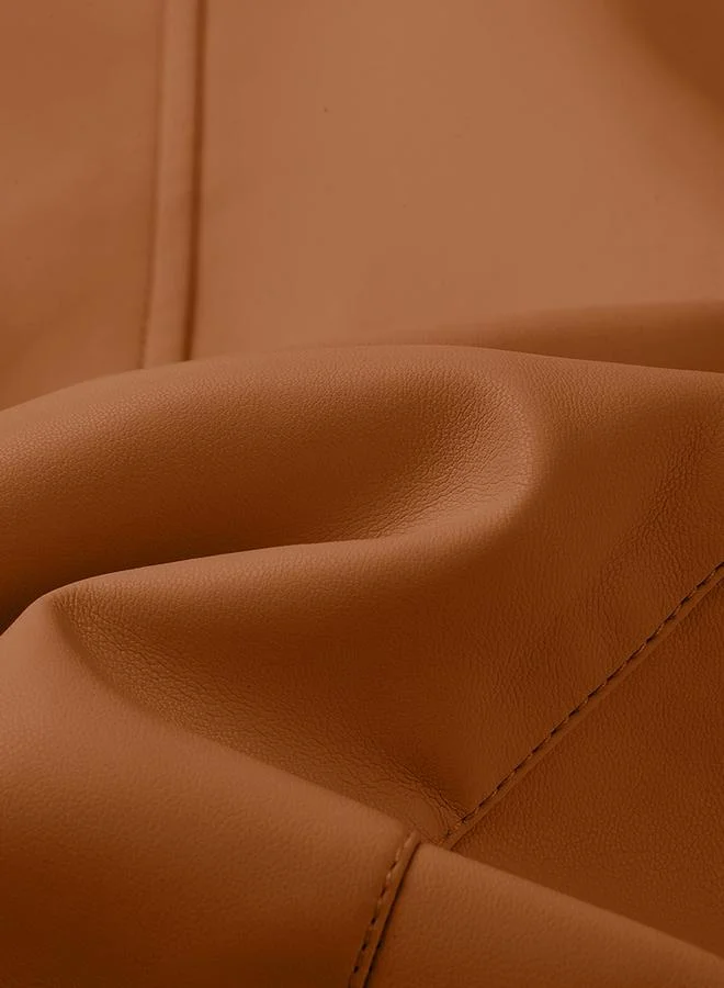 تايك تو جاكيت بأزرار من الجلد الصناعي