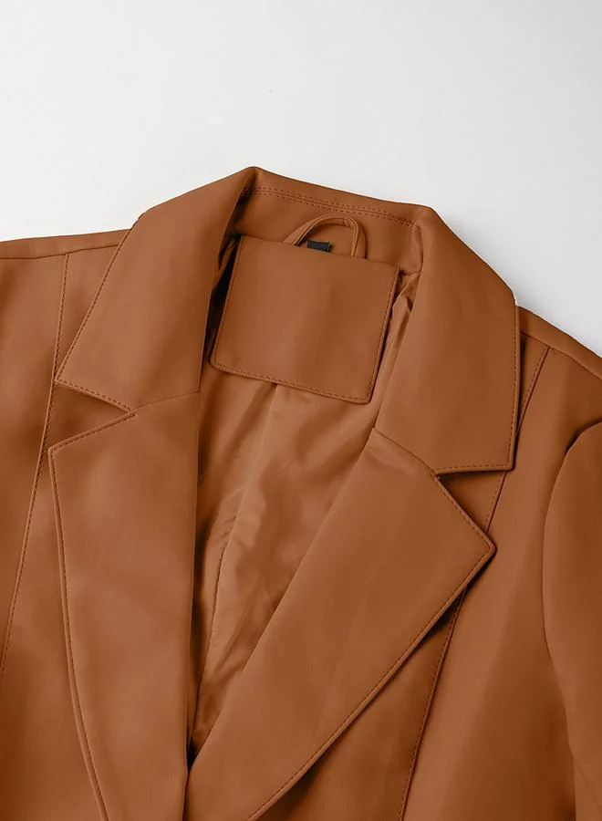 تايك تو جاكيت بأزرار من الجلد الصناعي