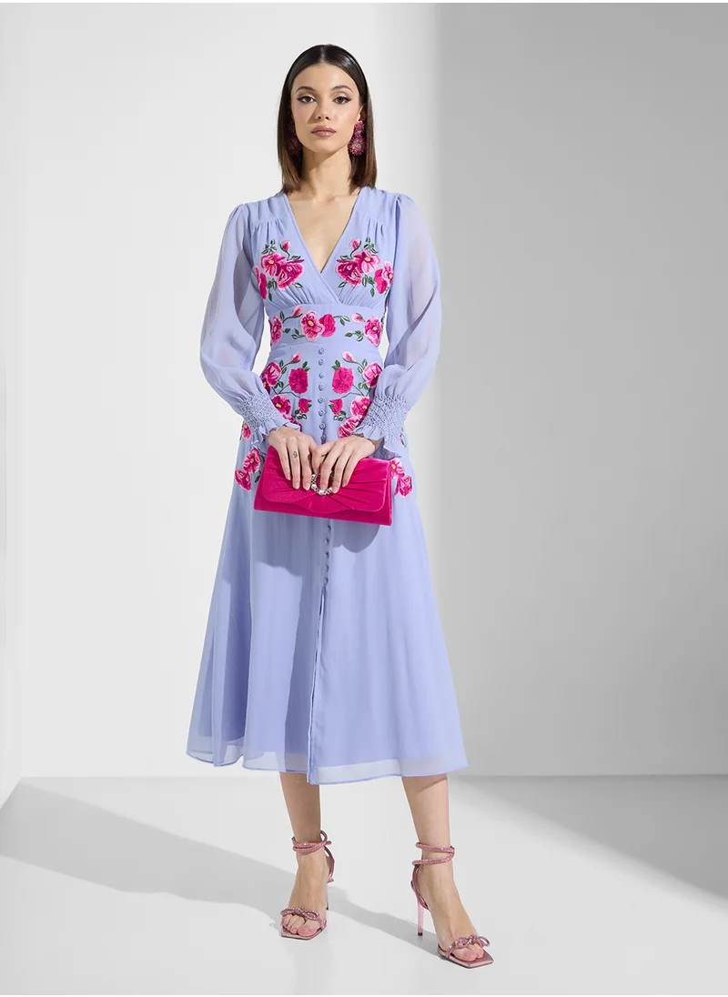 Hope & Ivy Embroidered Blouson Sleeve Midi Dress