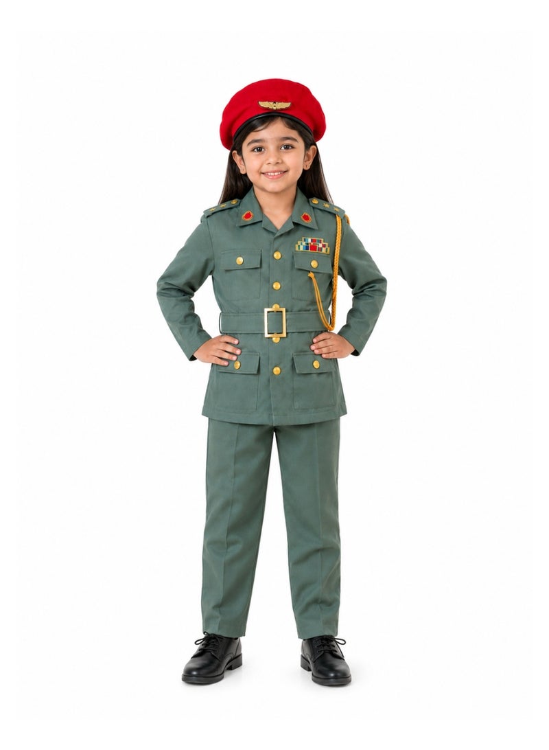 طقم زي ضابط شرطة الإمارات العربية المتحدة عالي الجودة باللون الأخضر للأطفال (للجنسين)، مثالي للعب الأدوار والملابس التنكرية. - Image 3