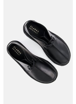 clarks حذاء كاجوال برباط متوسط الحجم للرجال، أسود  - Image 4