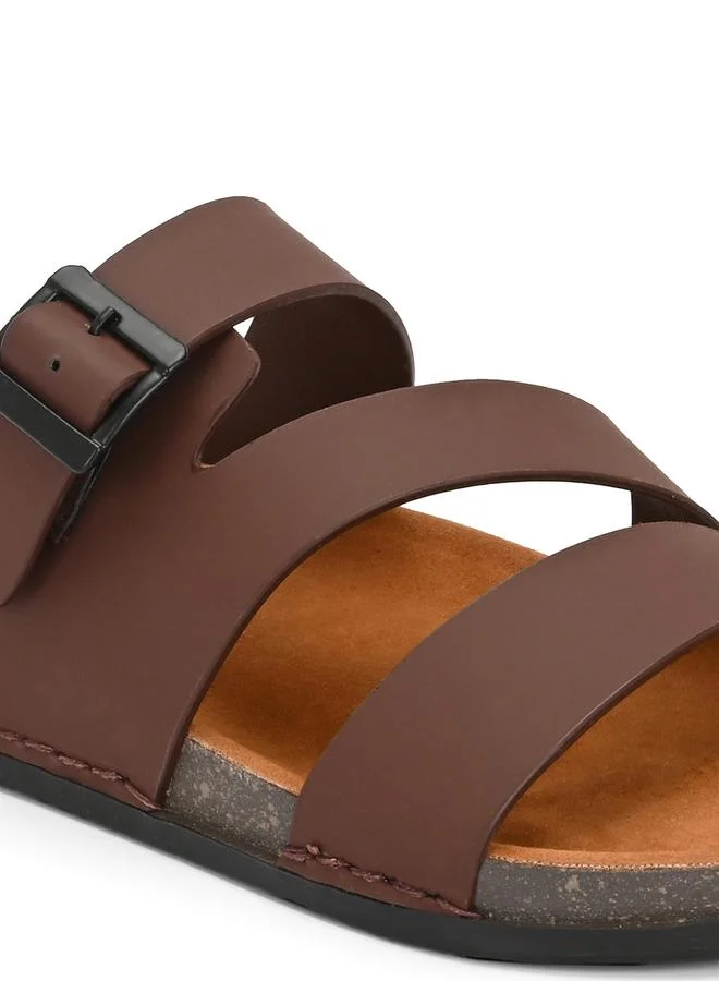 Styli Platform Sole Double Band Buckle Detail Sandals