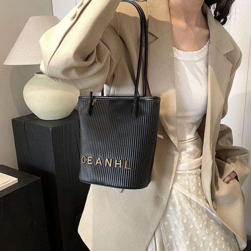 Women'S Bag Style Small Fragrant Striped Simple Bucket Bag Trendy Versatile Handbag Popular Single Shoulder Crossbody - Image 3