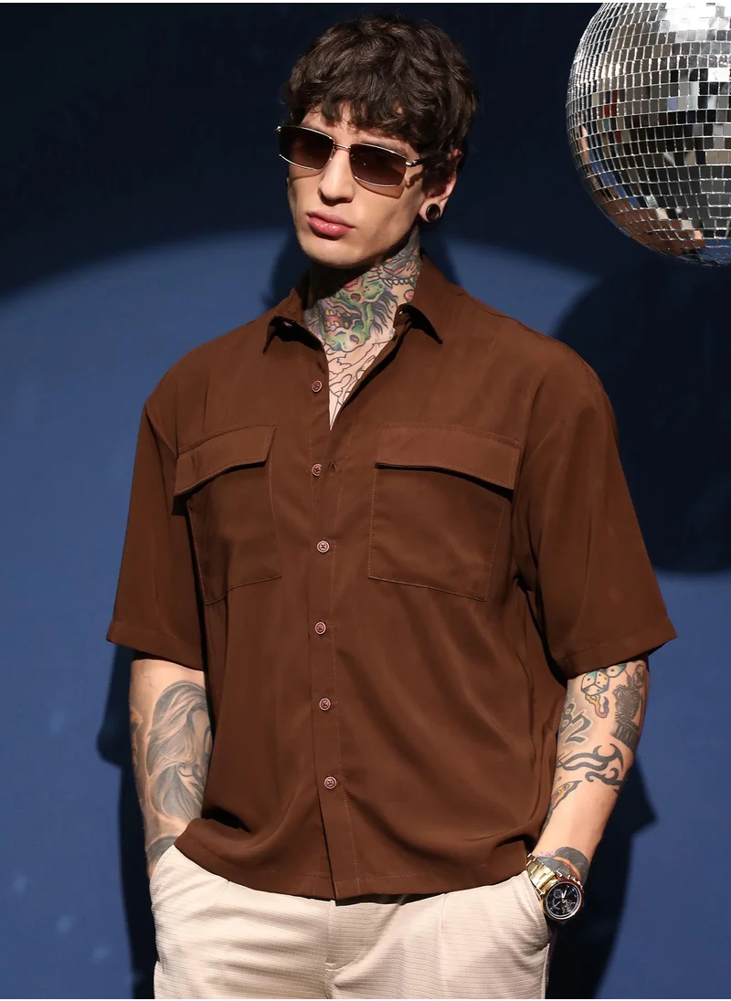 كامبوس سوترا Men's Chocolate Brown Oversized Utility Shirt For Casual Wear | Spread Collar | Short Regular Sleeves | Button Closure | Oversized Shirt Crafted With Comfort Fit For Everyday Wear