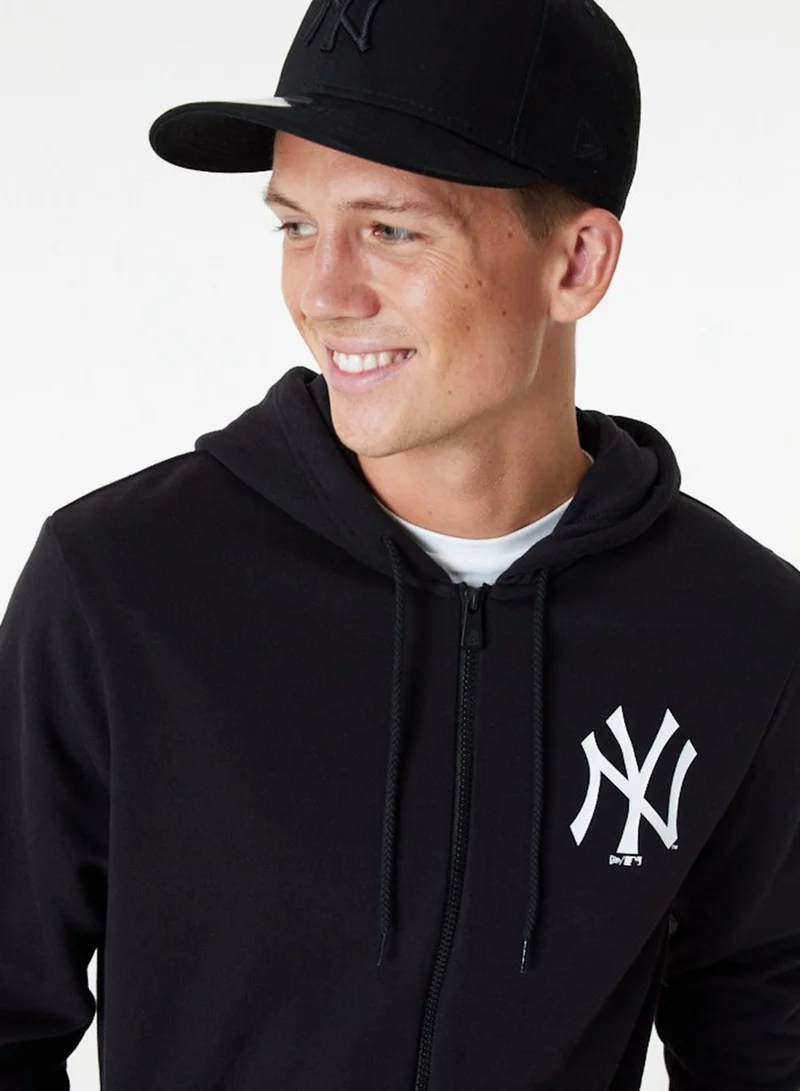 NEW ERA New York Yankees Essential Hoodie
