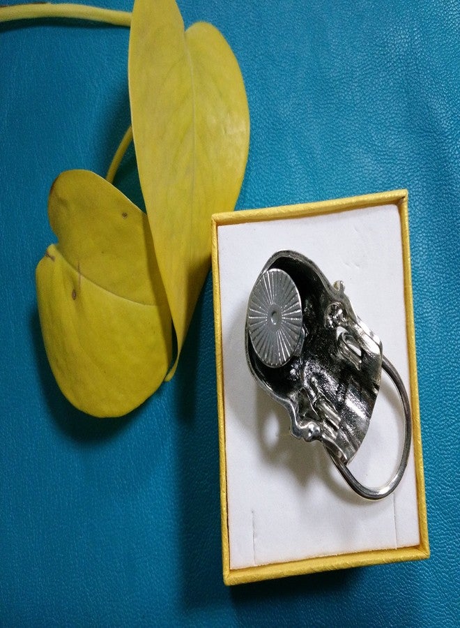 SENFAI Unique Skull Bite Ring Magnetic Brooch Eyeglass Holder (U) - Image 3