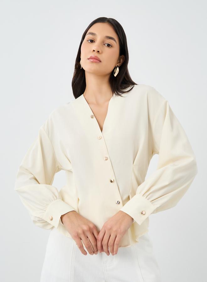 ستايلي قميص نسائي بيج بياقة  غير متماثلة وأزرار - Image 1