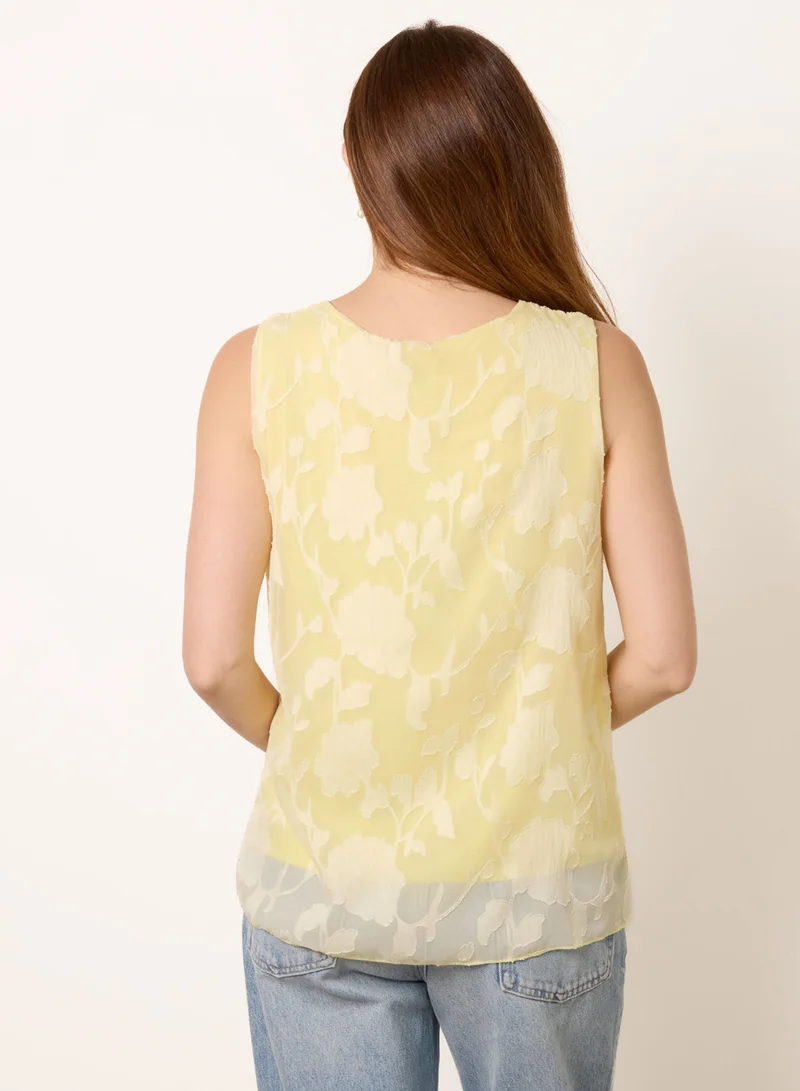 بلو فانيلا Sleeveless Lace Pleated Top