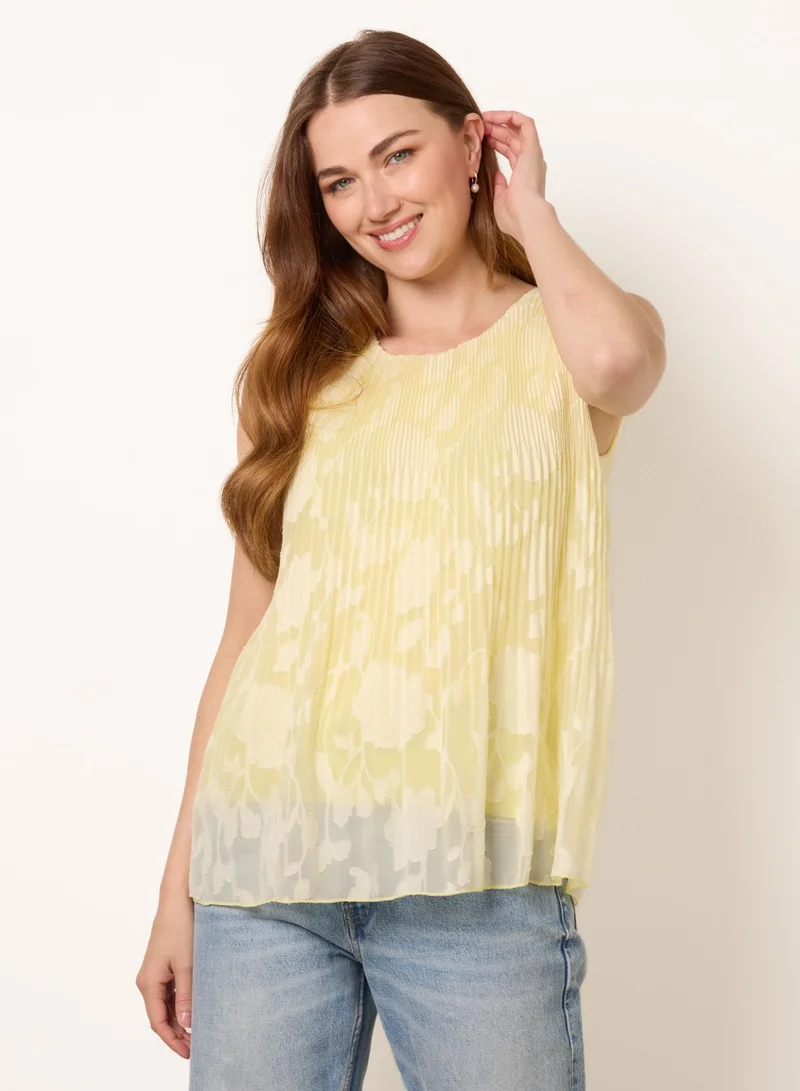بلو فانيلا Sleeveless Lace Pleated Top