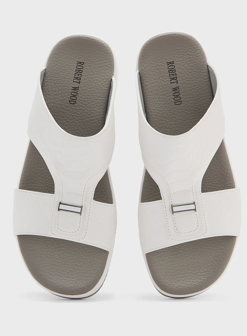 روبرت وود Arabic Sandals