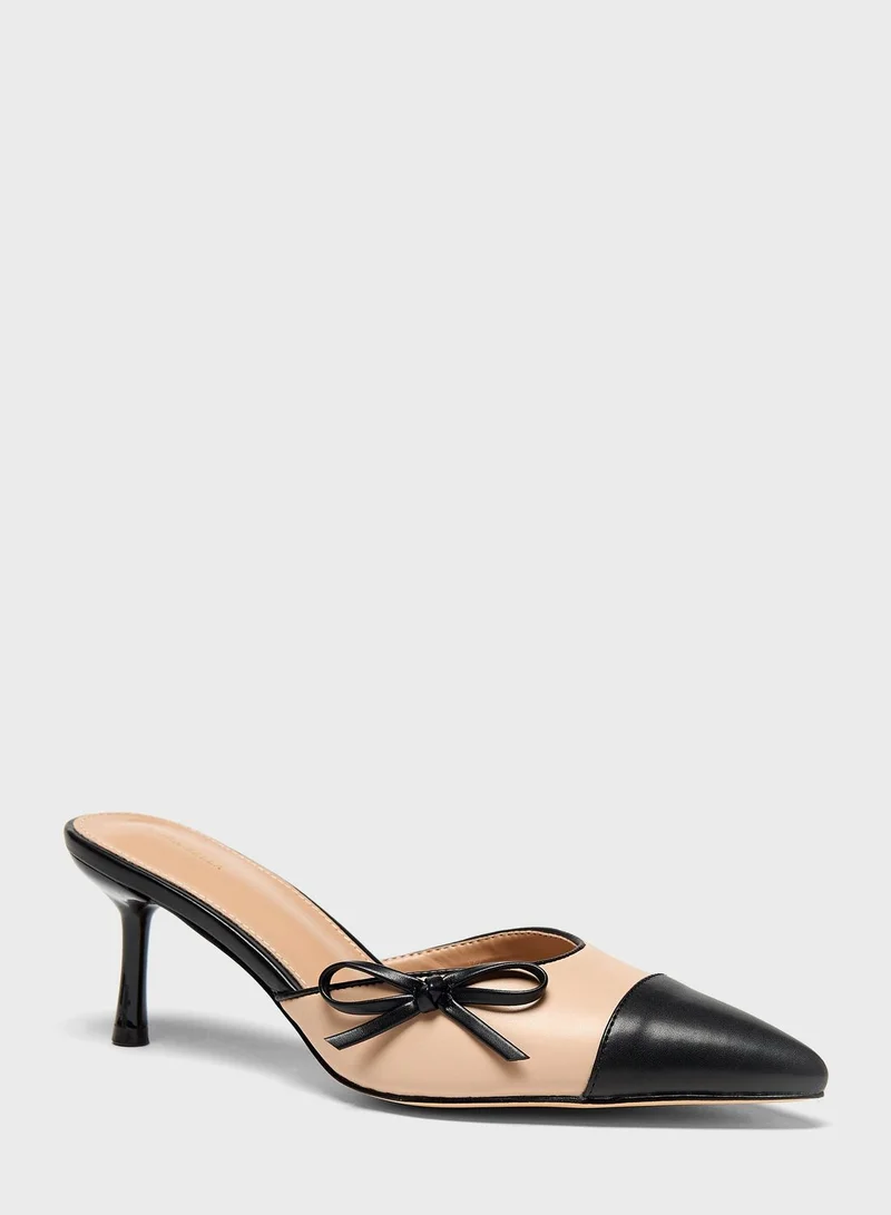 shoexpress Pointed Toe Pumps