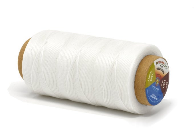 WHITE FLAT WAXED THREAD FOR LEATHER SEWING 273 YDS 150D 08MM POLYESTER LEATHER THREAD STRING WAXED CORD FOR LEATHERWORK BEADING BOOKBINDING HAND STITCHING