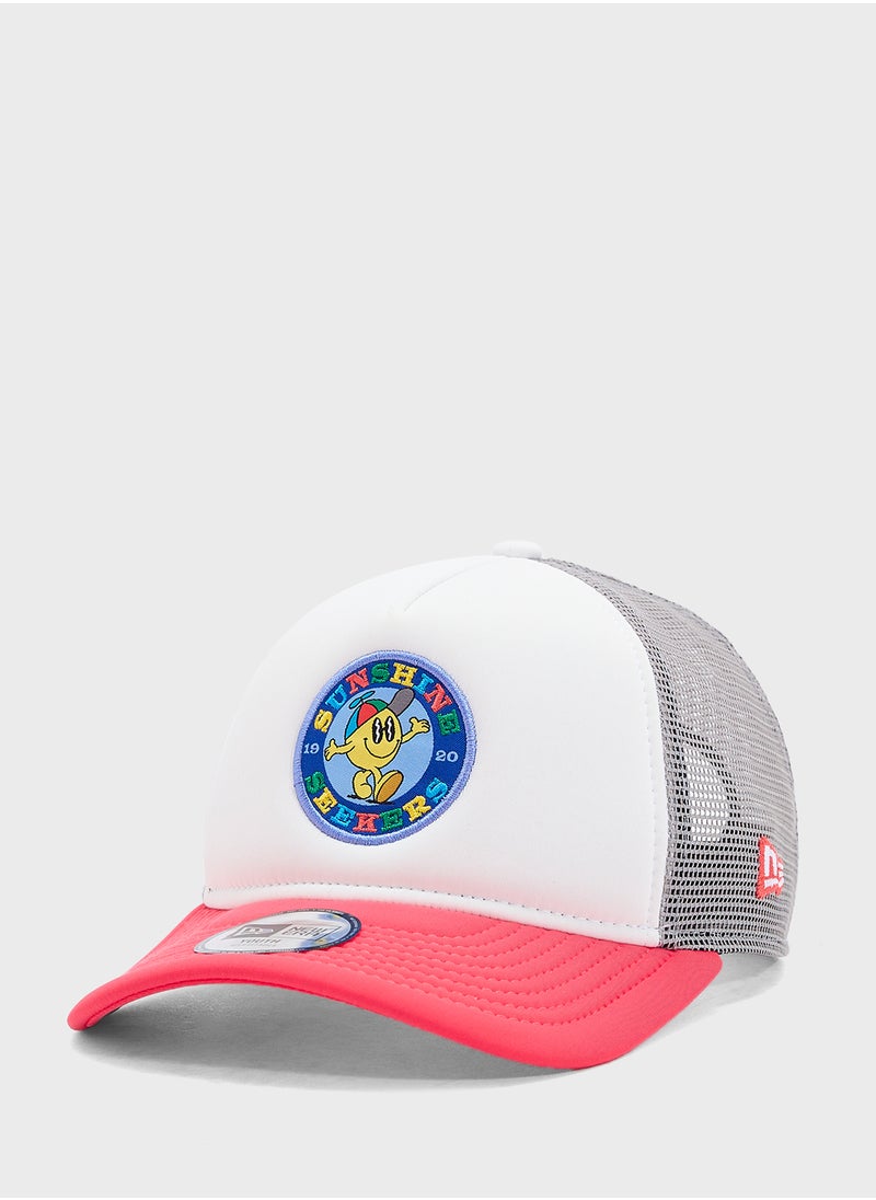 NEW ERA Youth Patch Trucker  - Image 1