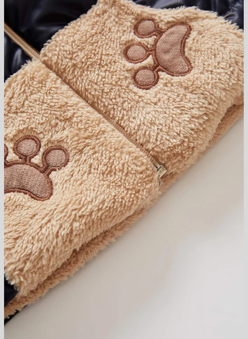 DeFacto Sleeveless Hooded Plush Fur Detailed Cardigan