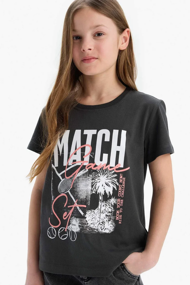 ديفاكتو Girl Regular Fit Crew Neck Anime Printed T-Shirt