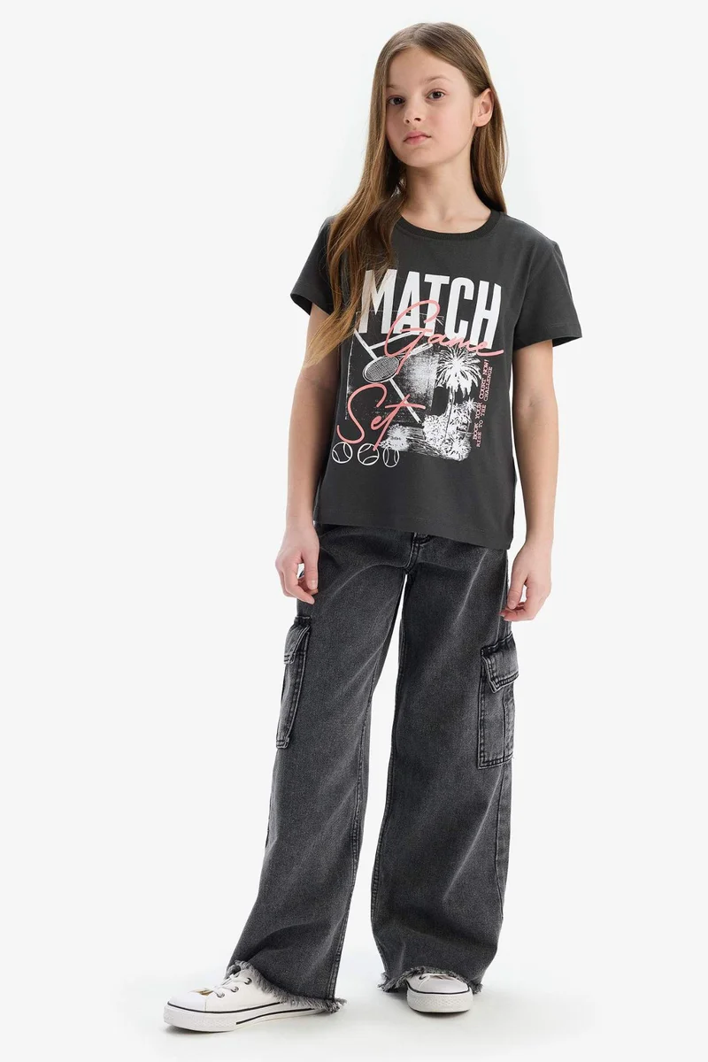 ديفاكتو Girl Regular Fit Crew Neck Anime Printed T-Shirt