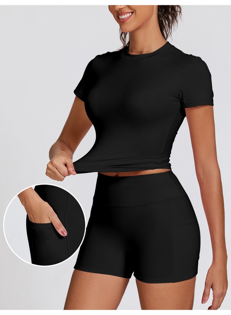 ميرين طقم أسود من بلوزة قصيرة الأكمام وشورت بجيوب - Image 1