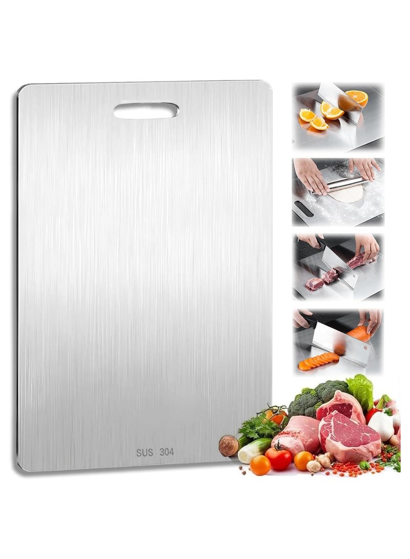 لوح تقطيع المطبخ، لوح تقطيع من الفولاذ المقاوم للصدأ مقاس 34 × 23 سم، يمكن تعليقه على حصيرة التقطيع، ألواح تقطيع شديدة التحمل غير قابلة للانزلاق للحوم والخضروات، آمنة للاستخدام في غسالة الأطباق للحوم والفواكه والخضروات - Image 1