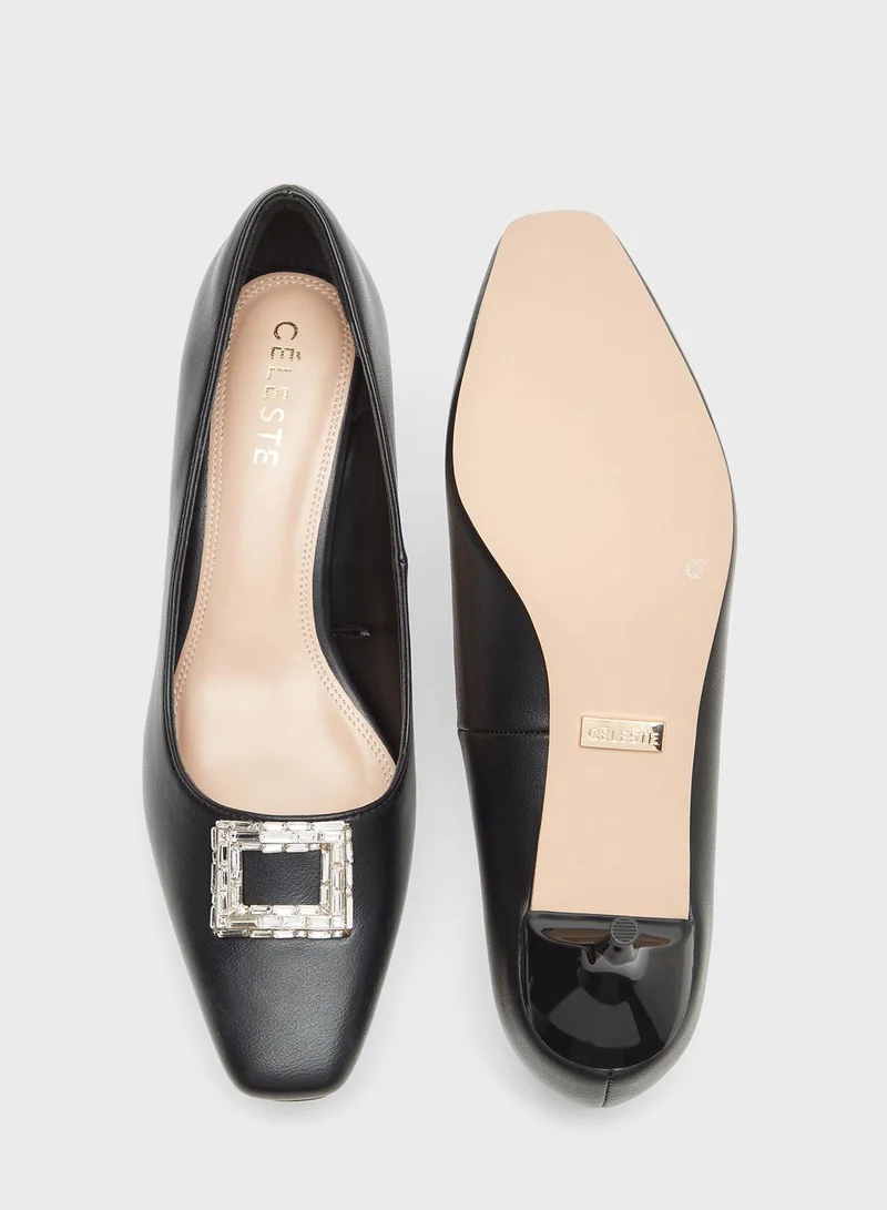 سيليست Close Toe Low Heel Pumps