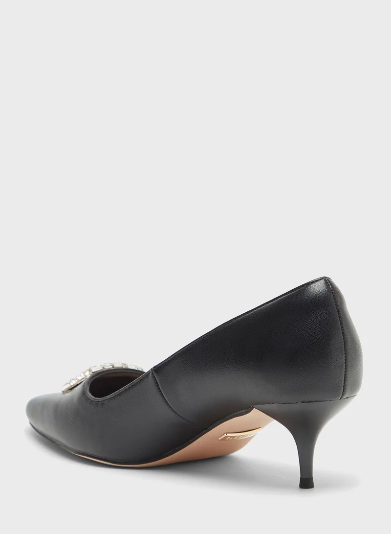 سيليست Close Toe Low Heel Pumps