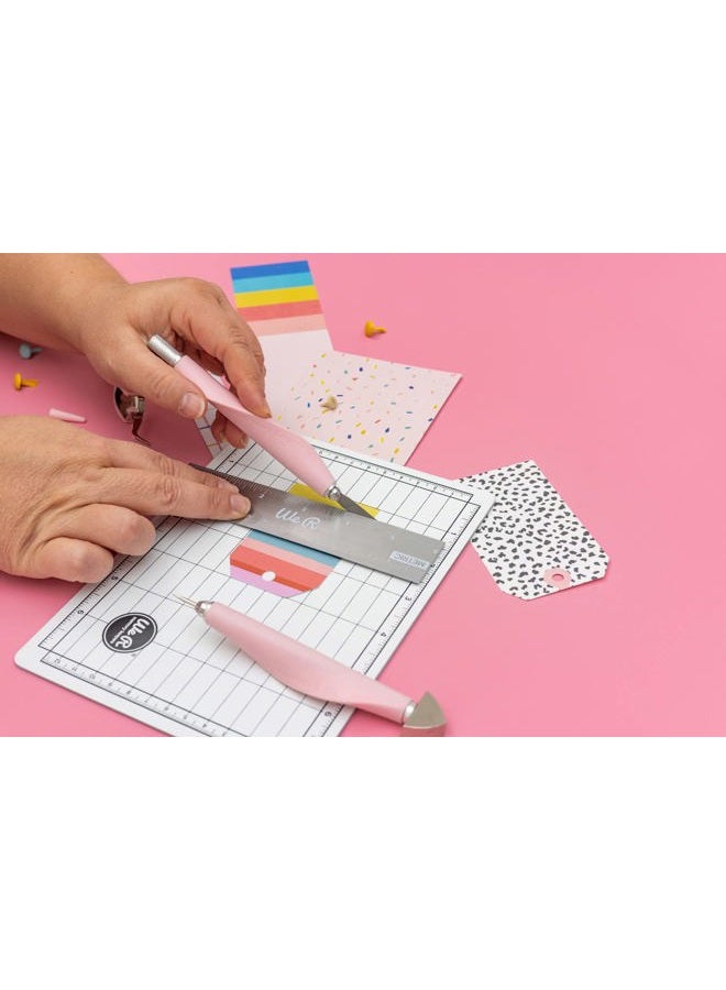 We R Memory Keepers طقم أدوات مصغر وردي - Image 4