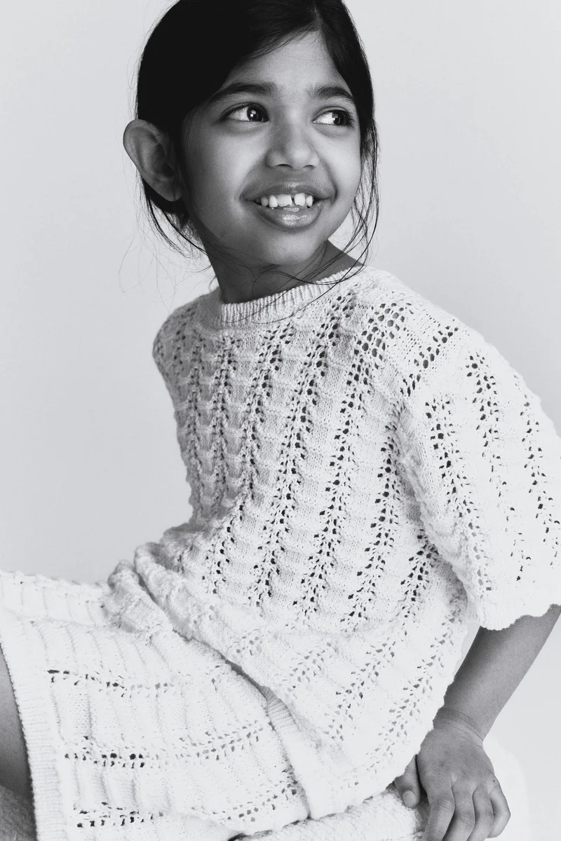 اتش اند ام طقم من الملابس المحبوكة - عبوة من قطعتين