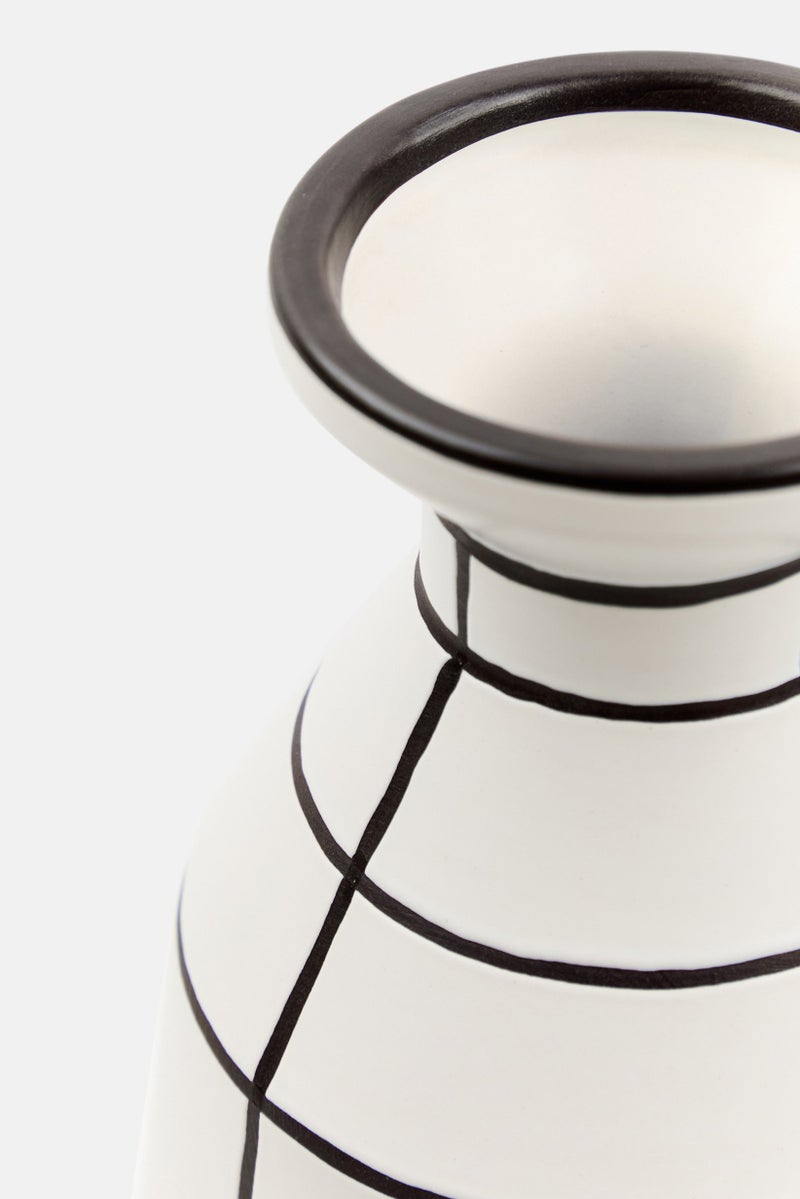 Muy Mucho Ceramic Flower Vase, White  - Image 3