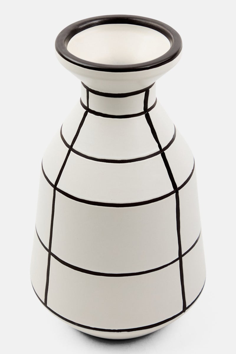Muy Mucho Ceramic Flower Vase, White  - Image 2