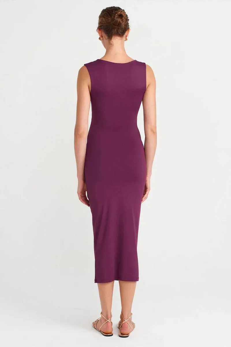 ديلفين DILVIN Sleeveless Bodycon Midi Dress With Accessory Detail