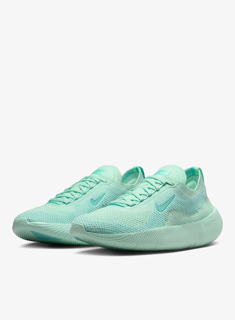 Nike mint foam/bleached turq-glacier blue Nike Free 2025 for Women | Best Price UAE