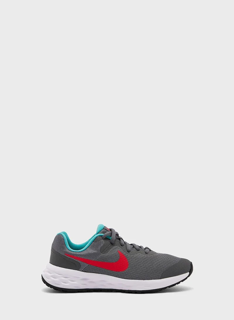 Nike Youth Revolution 6