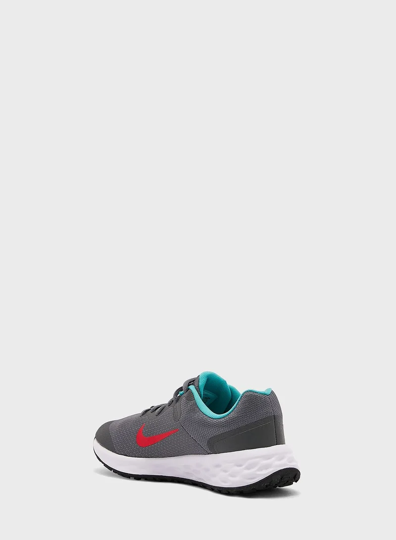 Nike Youth Revolution 6