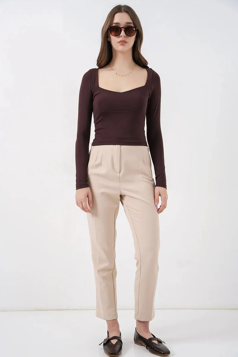 بيغ دارت BDART Long Sleeve Fitted Blouse with Heart Collar