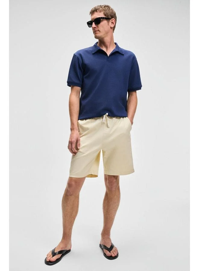 GRIMELANGE LASPER Men's elastane Side-Pocket Elastic Waist Relaxed Fit Vanilla Shorts