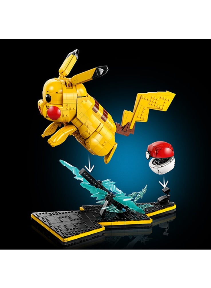 LEGO Pikachu & PokéBall Building Set - Image 3