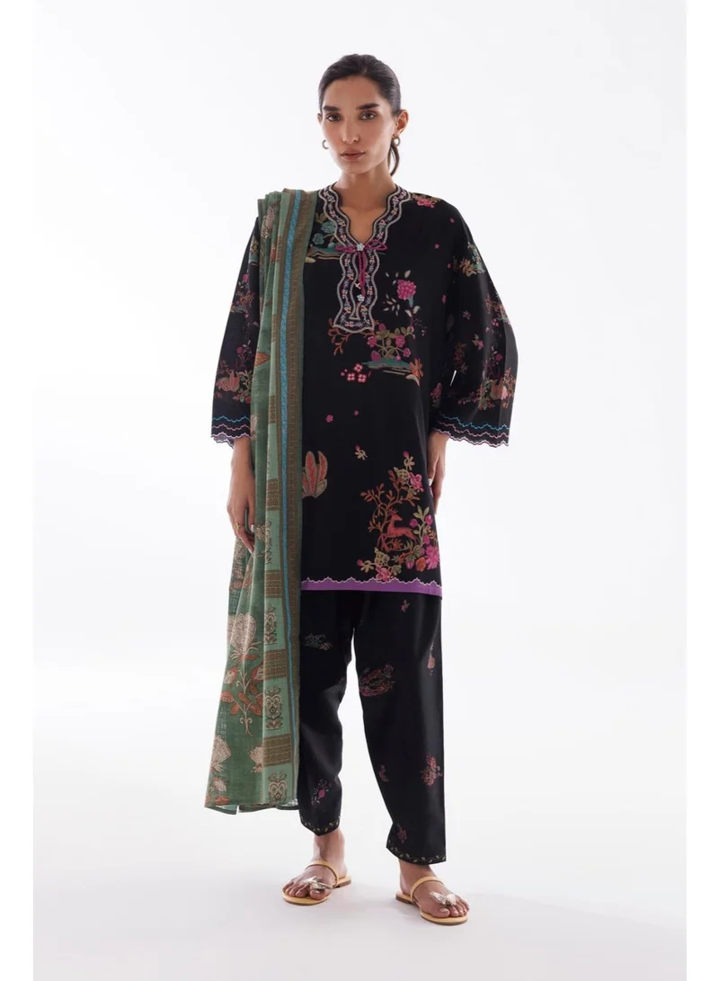 Women's Boxy Short Kurta with Slim-Fit Shalwar and Dupatta, Floral Print Black
