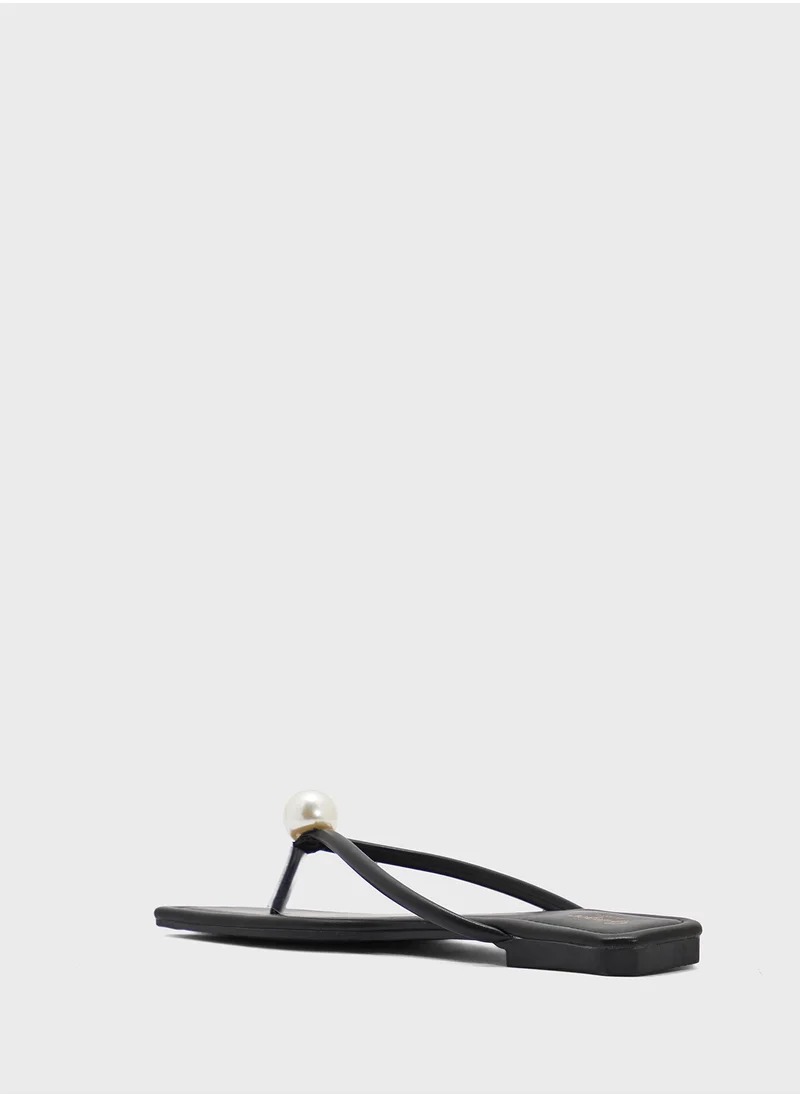 جينجر Thong Sandal With Pearl
