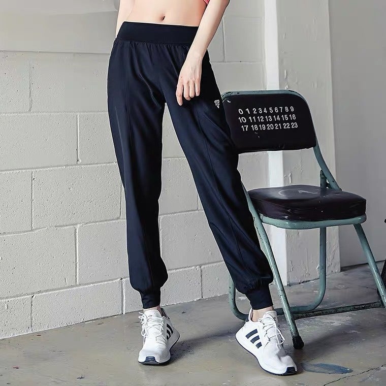 WU Women's Loose Fit Running Yoga Pants with High Waist and Elastic Ankles, Quick-Dry Breathable Athletic Trousers for Summer - Image 4