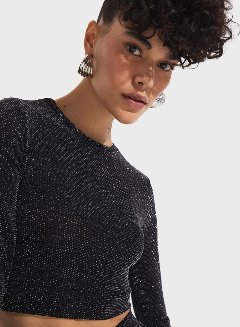 JUNE Knitted Crop Top