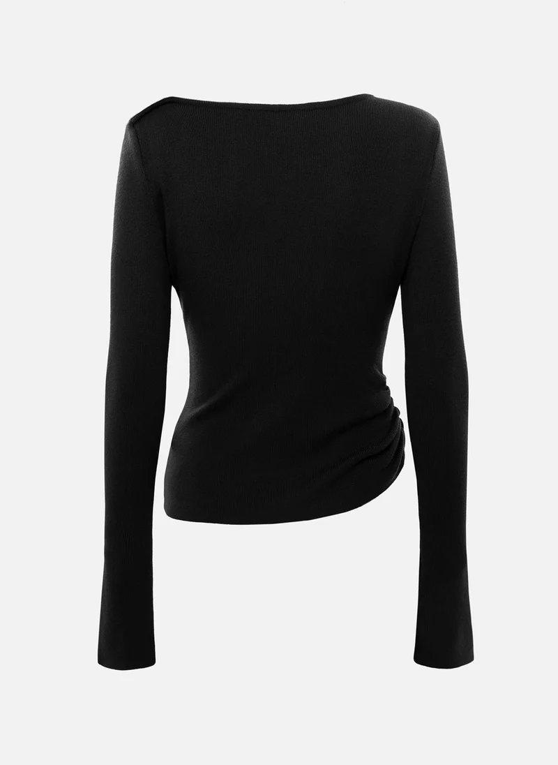 Lichi Viscose jumper with gathering and gold detailing on the collar