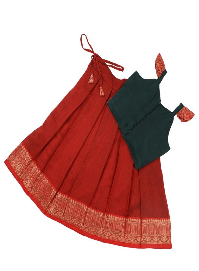 Picksparrow فستان باتو بافاداي/لينغا تشولي/فستان تقليدي من القطن والحرير الخالص من بيكسبارو (بأكمام مكشكشة) (أخضر/أحمر، 6-12 شهرًا) - Image 2