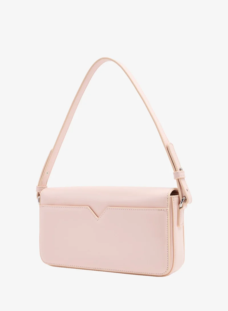 كيارا فيراغني بي-إس بيبي كيه