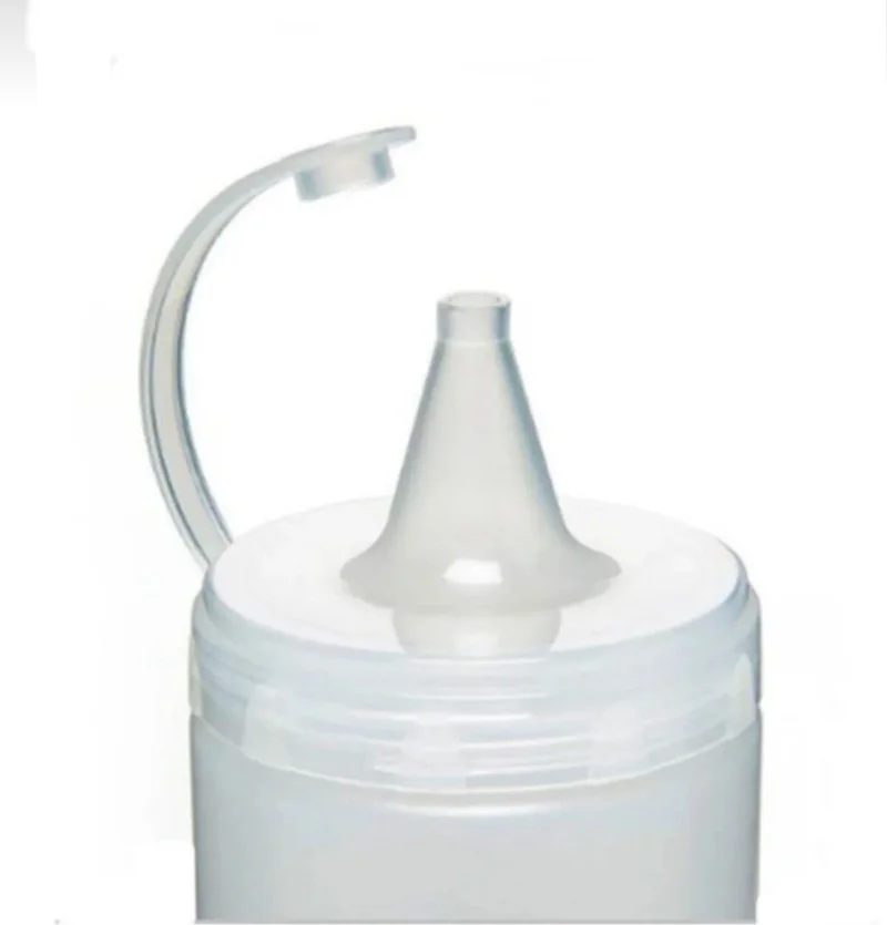 Hane216 2 Pieces Plastic Oil Bottle with Leak Proof Cover Oil Pot Sauce Bottle 700 ml