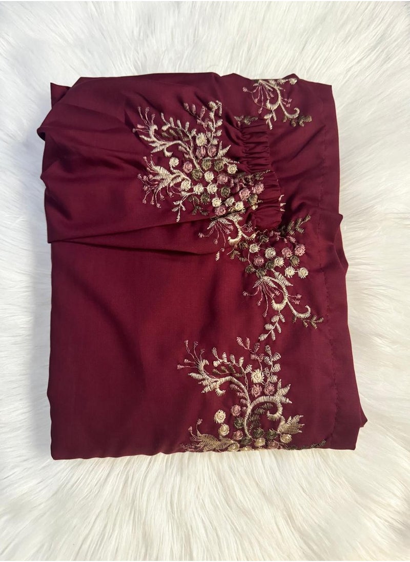Brides Prayer rug set with embroidered scarf - burgundy  - Image 3
