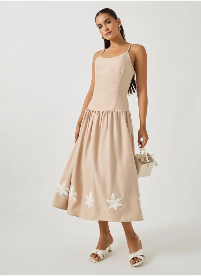 ستايلي Flower Applique Strappy A-Line Midi Dress