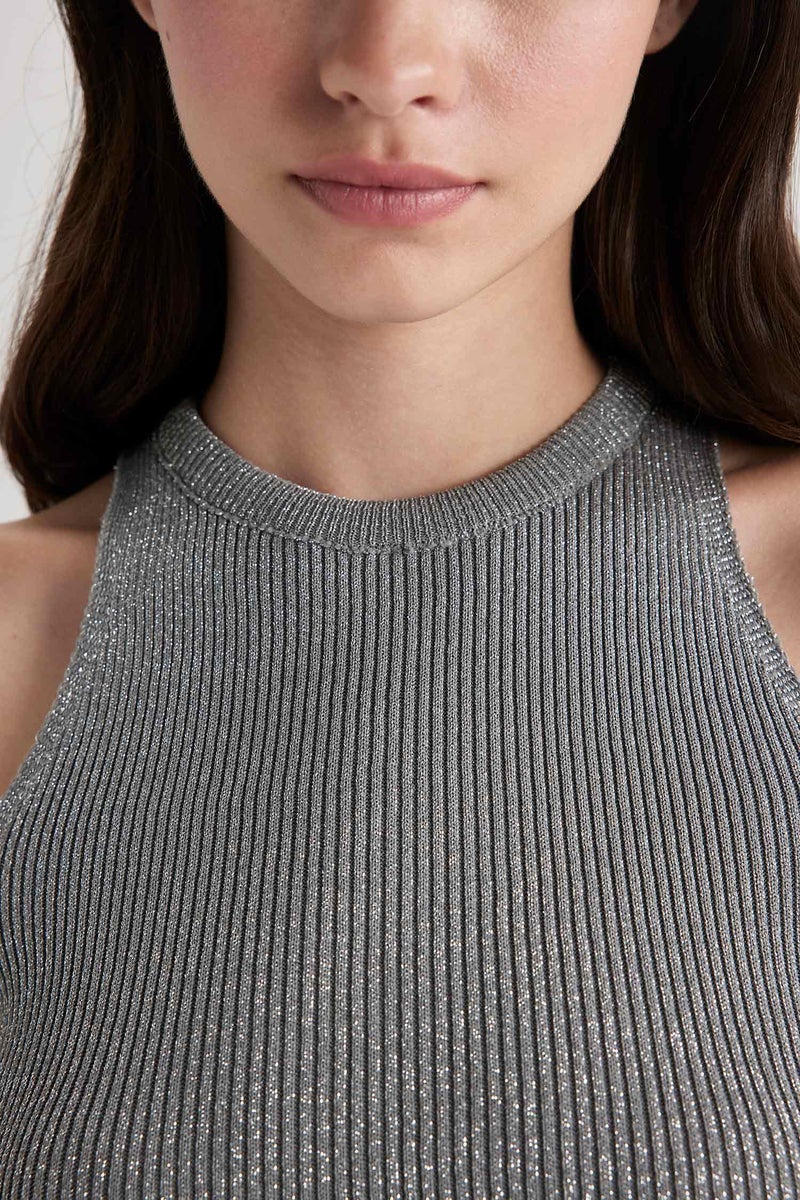 DeFacto Woman Slim Fit Halter Collar Sleeveless Tank Top  - Image 4