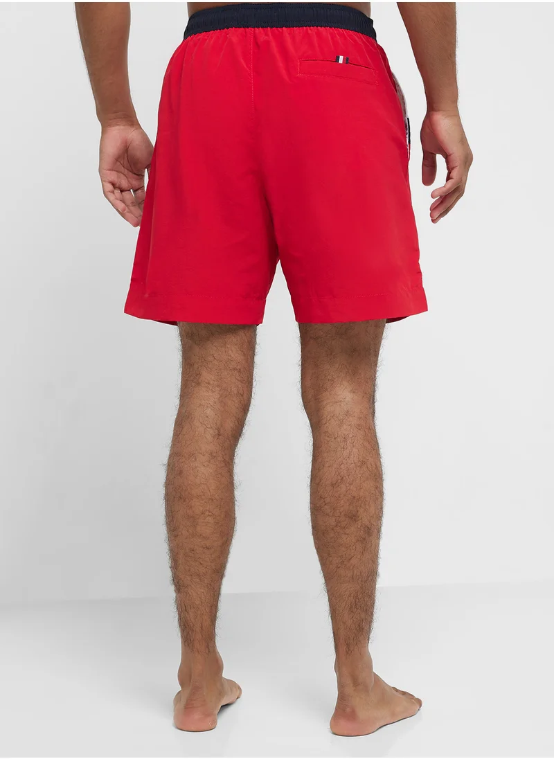 تومي هيلفيغر Long Drawstring Swim Trunks