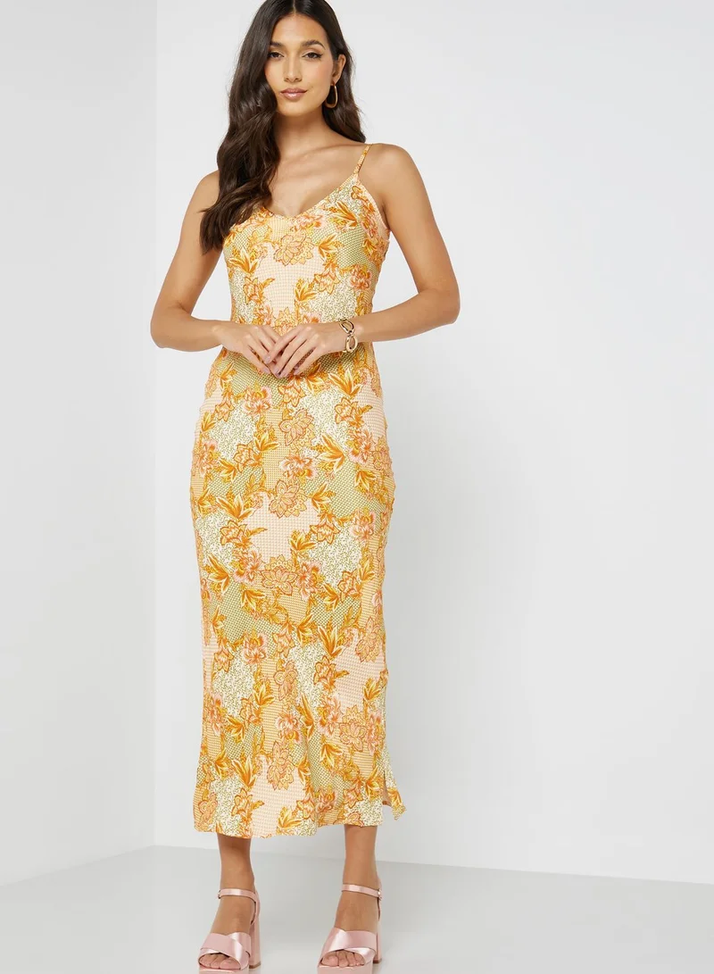Never fully Dressed Floral Print Dress