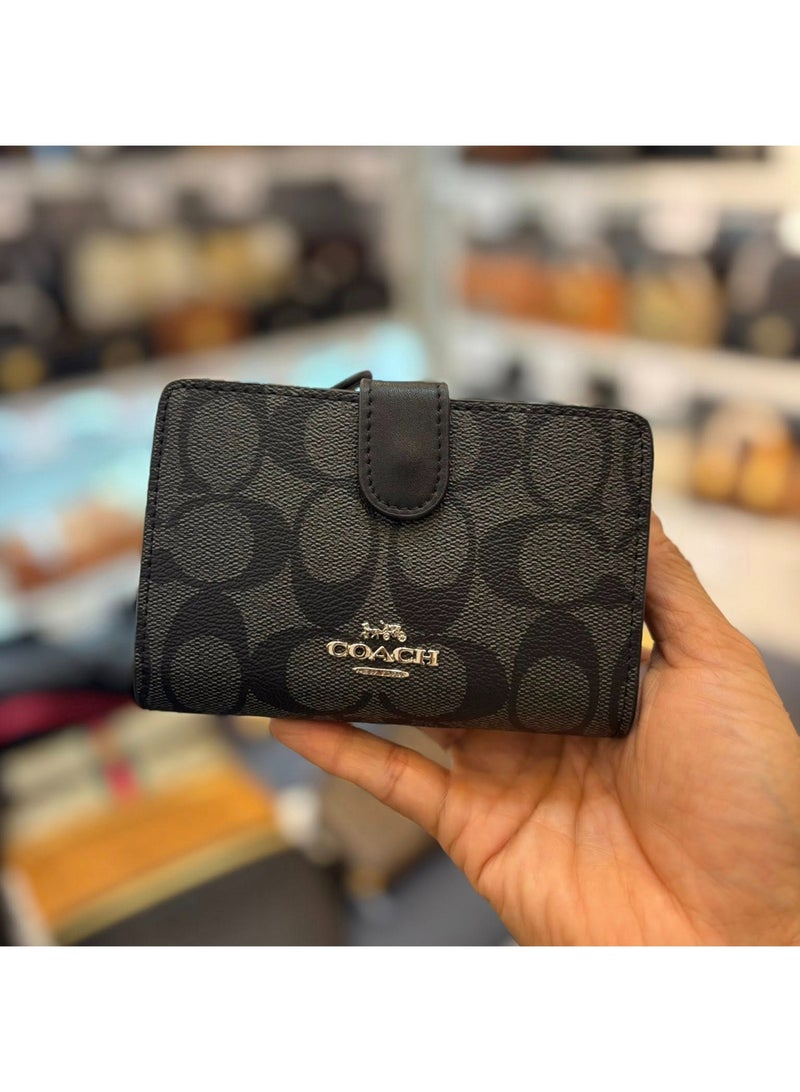 كوتش اوت ليت محفظة كوتش Coach حريمي بنقشة سيجنتشر موديل F23553 - Image 5