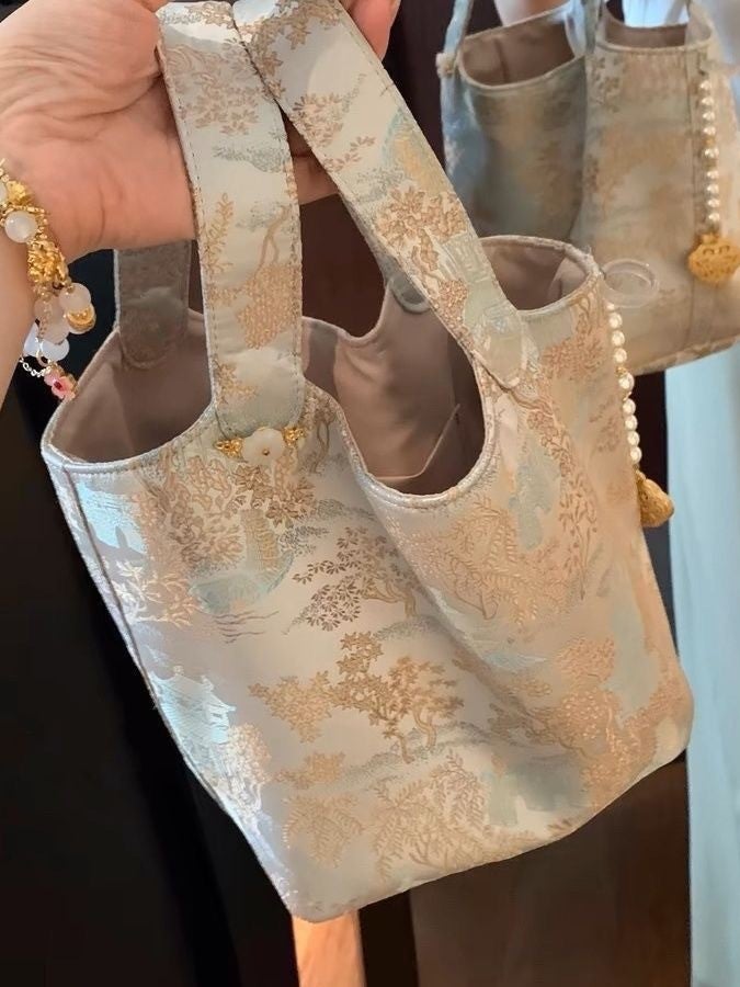 حقيبة كتف نسائية من الحرير بطراز صيني مع تطريز - Image 1